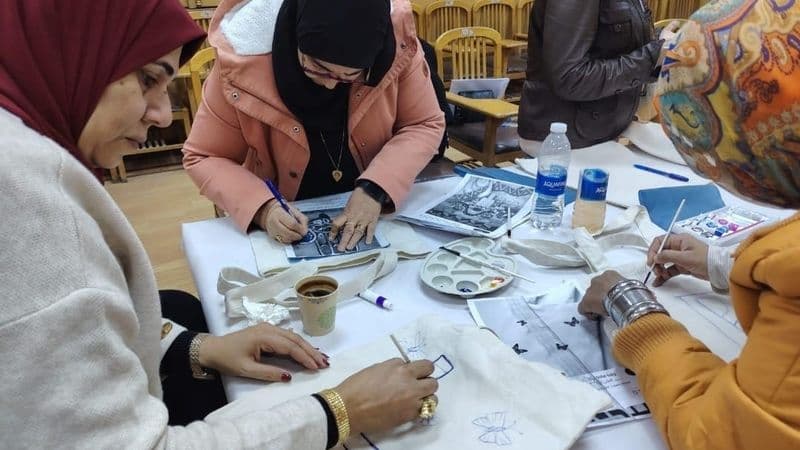 مشاركات في ورشة صناعة الشنط بالكانفا التي نظمتها الجالية اليمنية في القاهرة