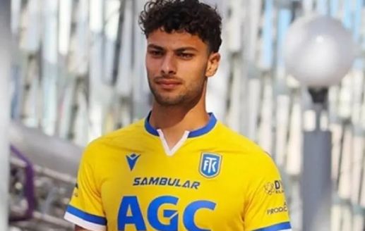 ناقد رياضي يكشف تواصل الزمالك مع لاعب الأهلي المعار .. ومفاجأة حول عقد الاعارة