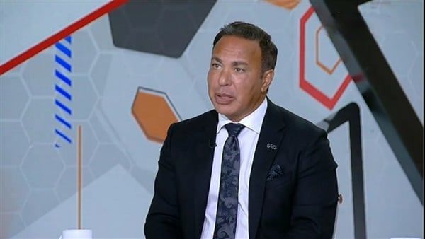 ايمن يونس يفتح النار على بيسيرو
