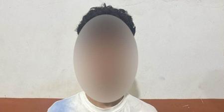 كشف ملابسات فيديو متداول لإدعاء فتاة بقيام شخص بتهديدها والزعم بنفوذ والده