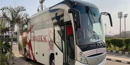 وصول حافلة الزمالك لاستاد الجيش ببرج العرب لمواجهة المصري