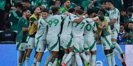 طاقم تحكيم مباراة نهائى دورى أبطال أسيا بين الأهلي السعودي وكاواساكي الياباني