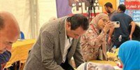 اللجنة المشرفة تطالب الحضور بسرعة التسجيل فى الكشوف لاكتمال النصاب