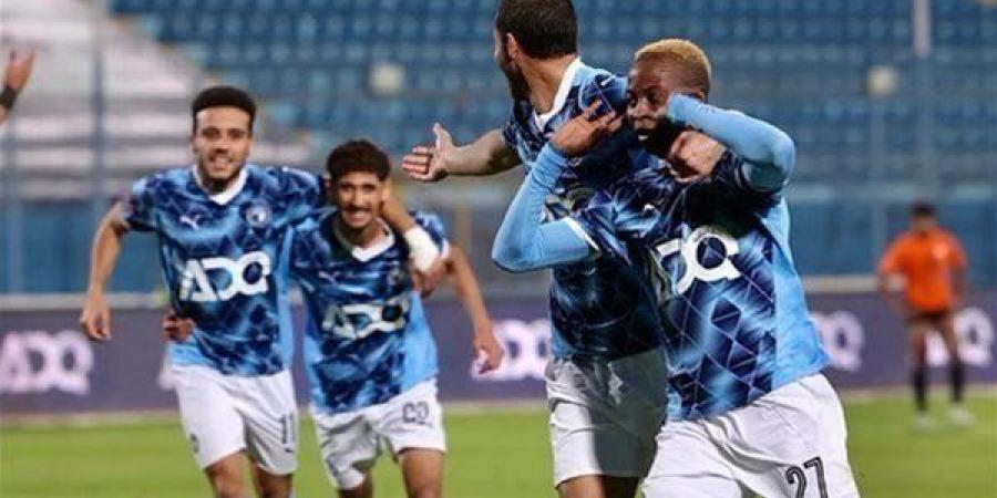 شاهد.. بث مباشر لمباراة بيراميدز وحرس الحدود في الدوري المصري
