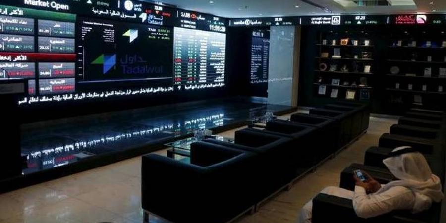 "تاسي" يهبط 2.94% خلال شهر أبريل.. ورأس المال السوقي يفقد 407 مليارات ريال