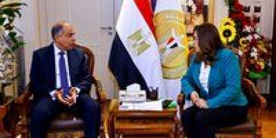 التنمية المحلية تتابع الموقف التنفيذي لمشروعات مبادرة «حياة كريمة»في 192 قرية بالمنيا