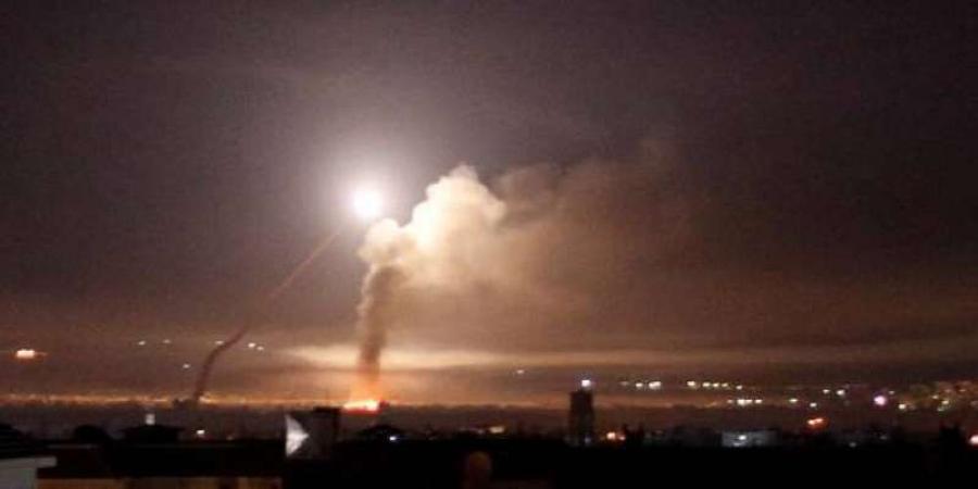 إسرائيل تقصف هدفا قريبا من القصر الرئاسي في العاصمة السورية دمشق