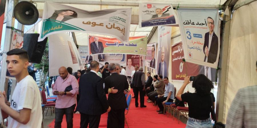 بوقوف دقيقة حداد على أرواح الصحفيين الفلسطينيين.. إكتمال النصاب القانوني للجمعية العامة لنقابة الصحفيين