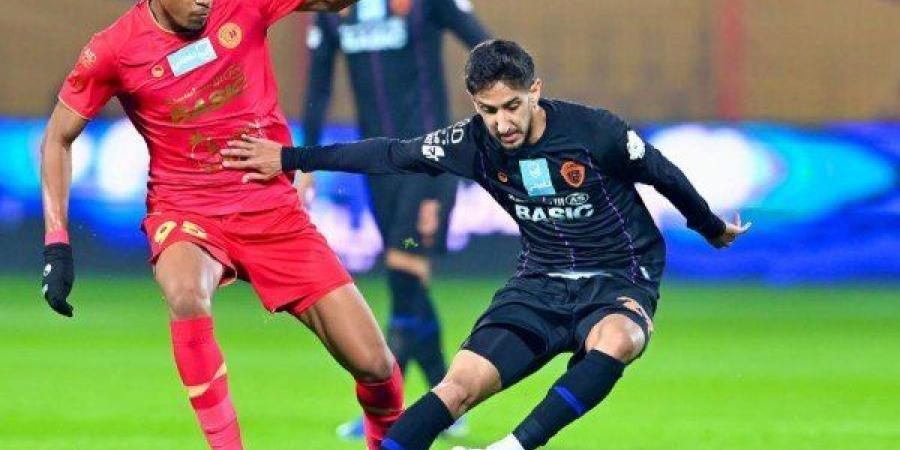 بث مباشر.. مشاهدة مباراة الفيحاء وضمك في الدوري السعودي