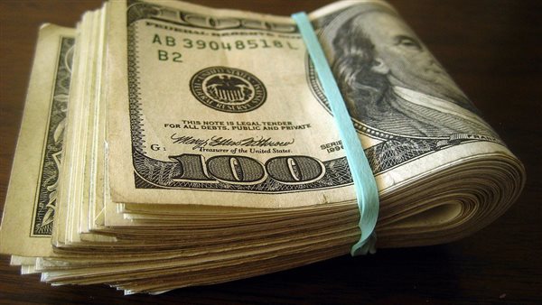 سعر الدولار اليوم الأربعاء في البنوك والسوق السوداء 21 – 5 – 2025