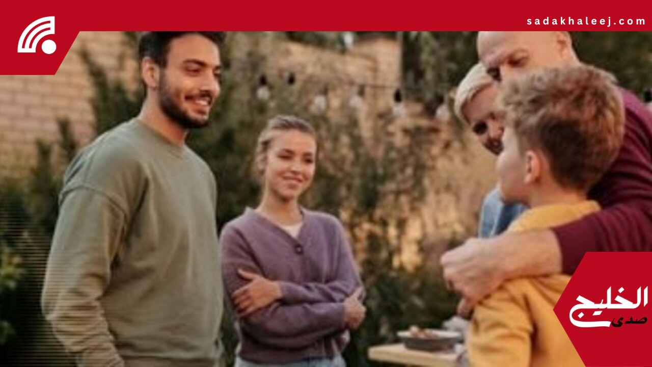 ابنك بيتكسف وبيميل للعزلة.. 4 نصائح هتساعدك تحوله لشخصية اجتماعية – صدى الخليج
