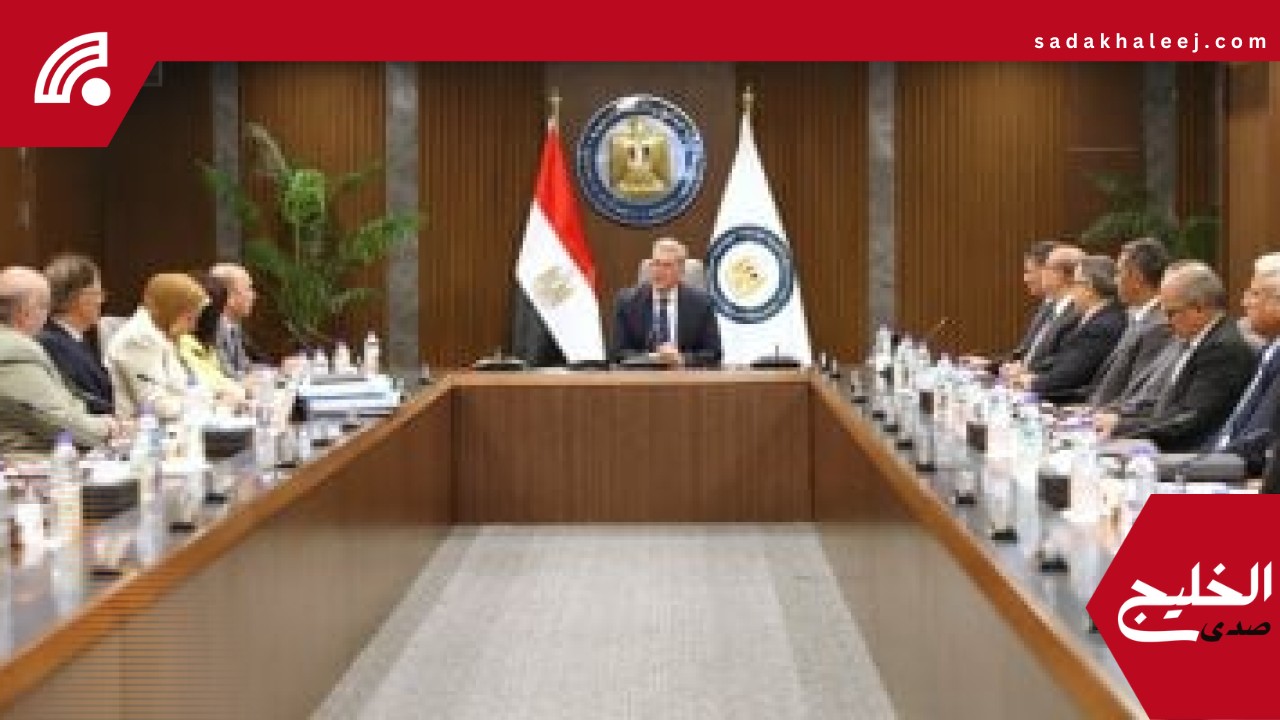 بدوى: دور مهم “للبترول الجوية” فى نقل العاملين فى مناطق البحث والاستكشاف والإنتاج – صدى الخليج