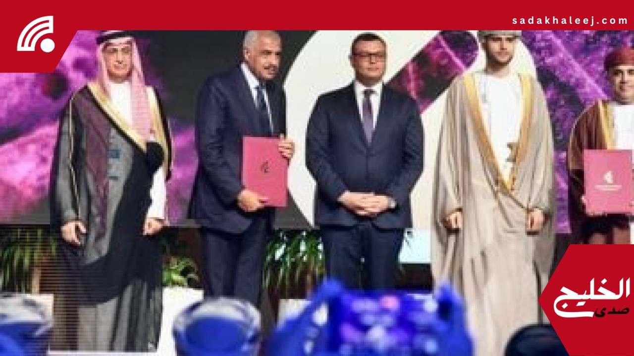 وزير الإسكان يصل إلى مسقط ويُشارك في افتتاح معرض ومؤتمر عُمان العقارى – صدى الخليج