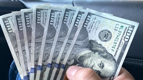 سعر الدولار اليوم الخميس في البنوك والسوق السوداء 22 – 5 – 2025