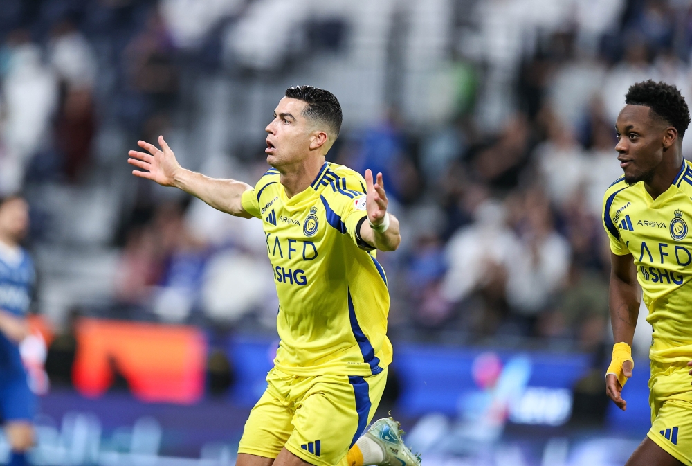 كريستيانو رونالدو يقترح التعاقد مع نجم ليفربول في النصر