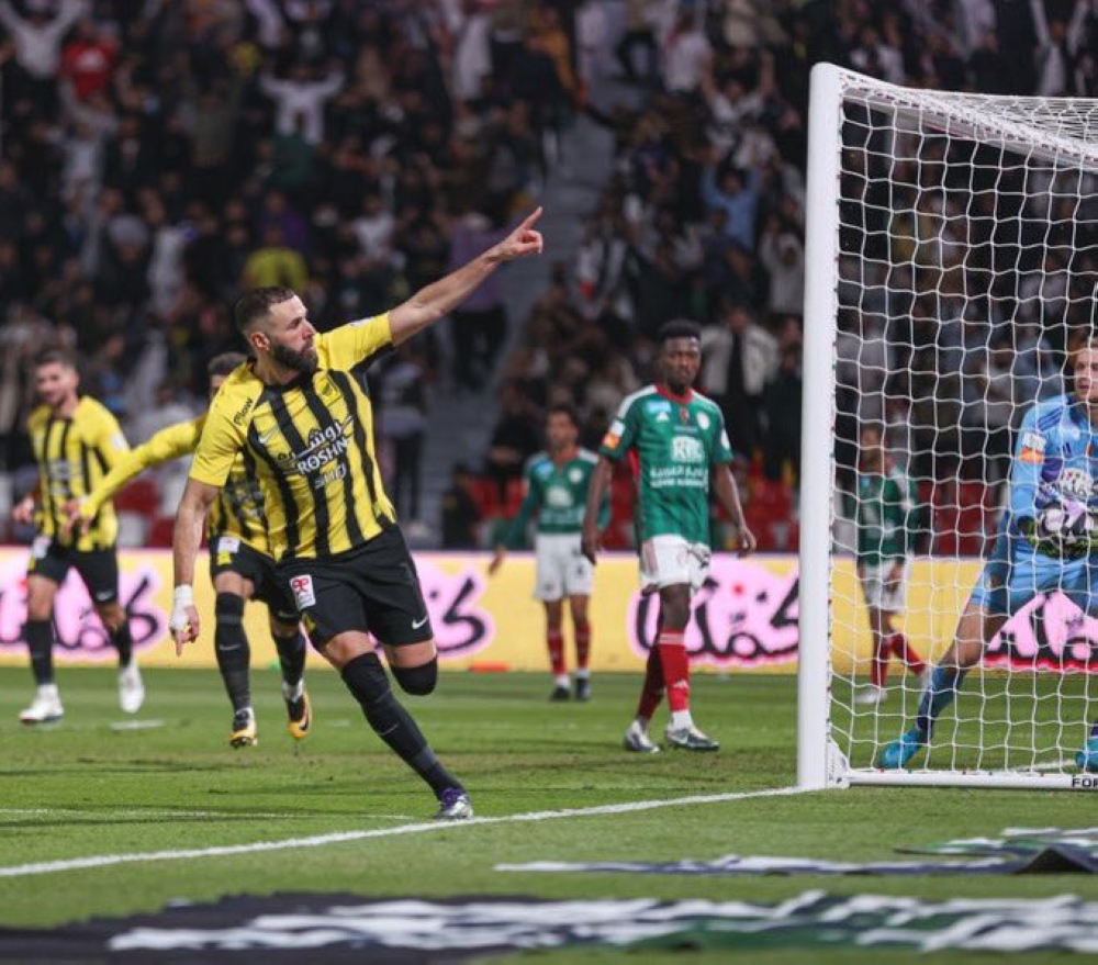 جاهزية لاعب الاتحاد لمباراة الشباب.. وموقف بنزيما من المباراة