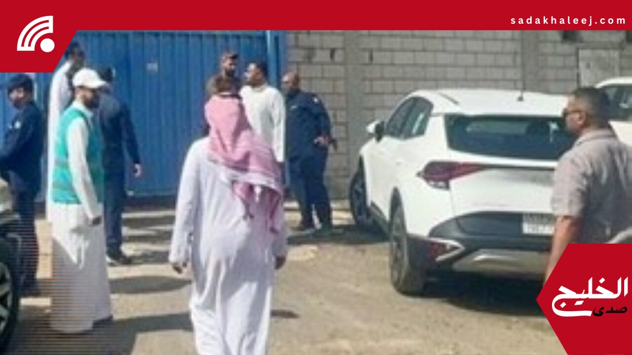 إغلاق مستودع مخالف لتكرير الزيوت في حي الساحل بجدة