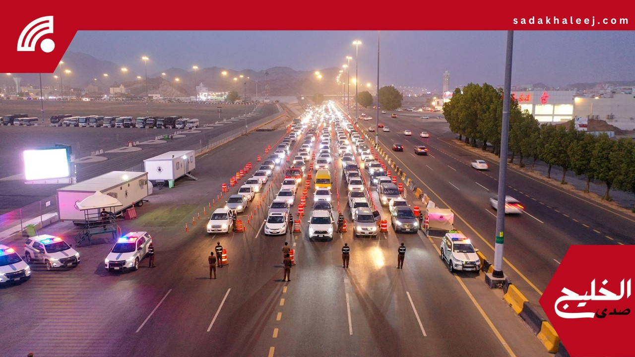 لقطات توثق جهود المرور في مداخل مكة المكرمة لمنع دخول المركبات المخالفة