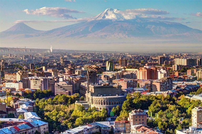 تنويه للمواطنين بشأن تأشيرات الدخول إلى أرمينيا