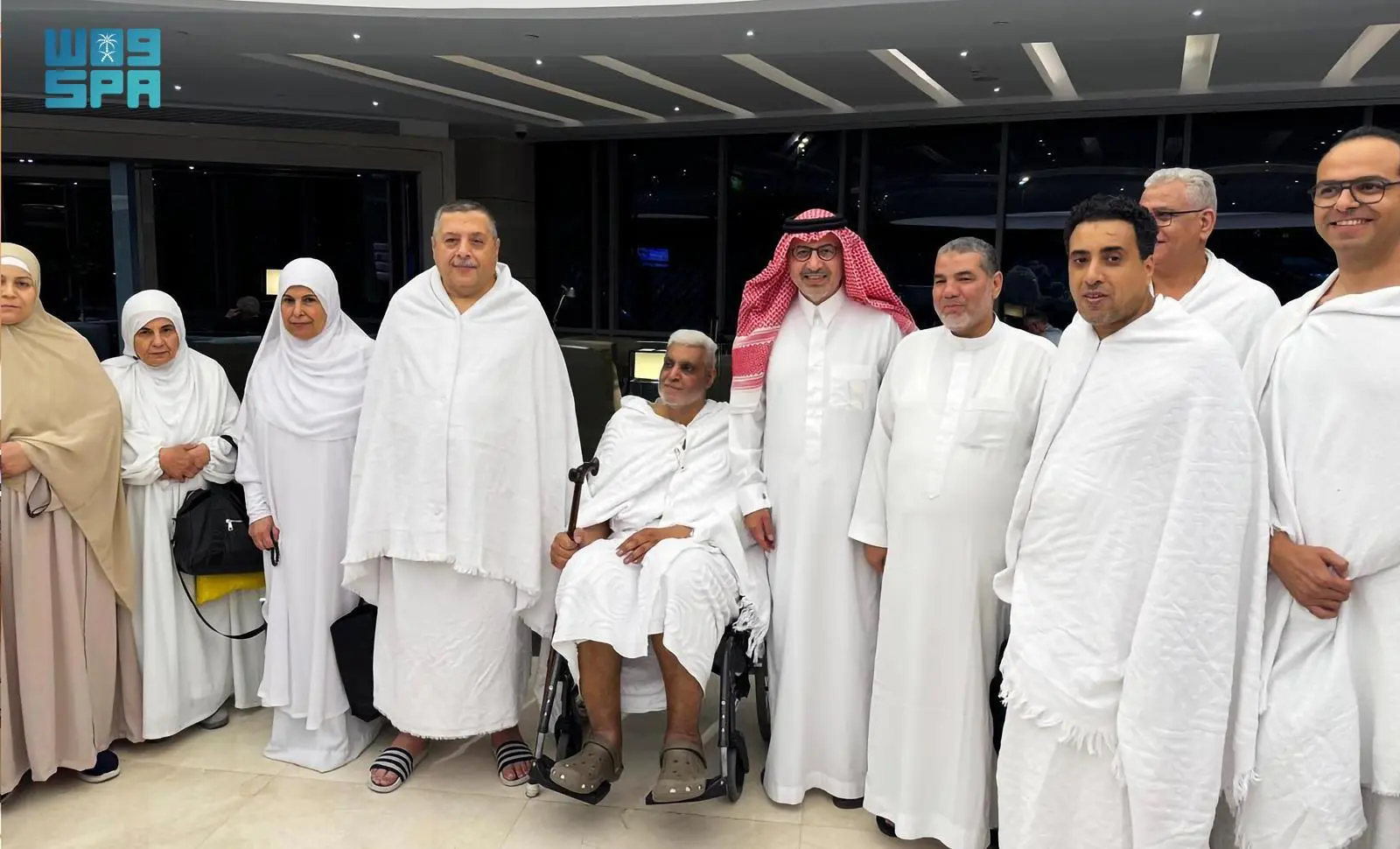 السفير الحصيني يودّع ضيوف برنامج خادم الحرمين الشريفين من حجاج مصر