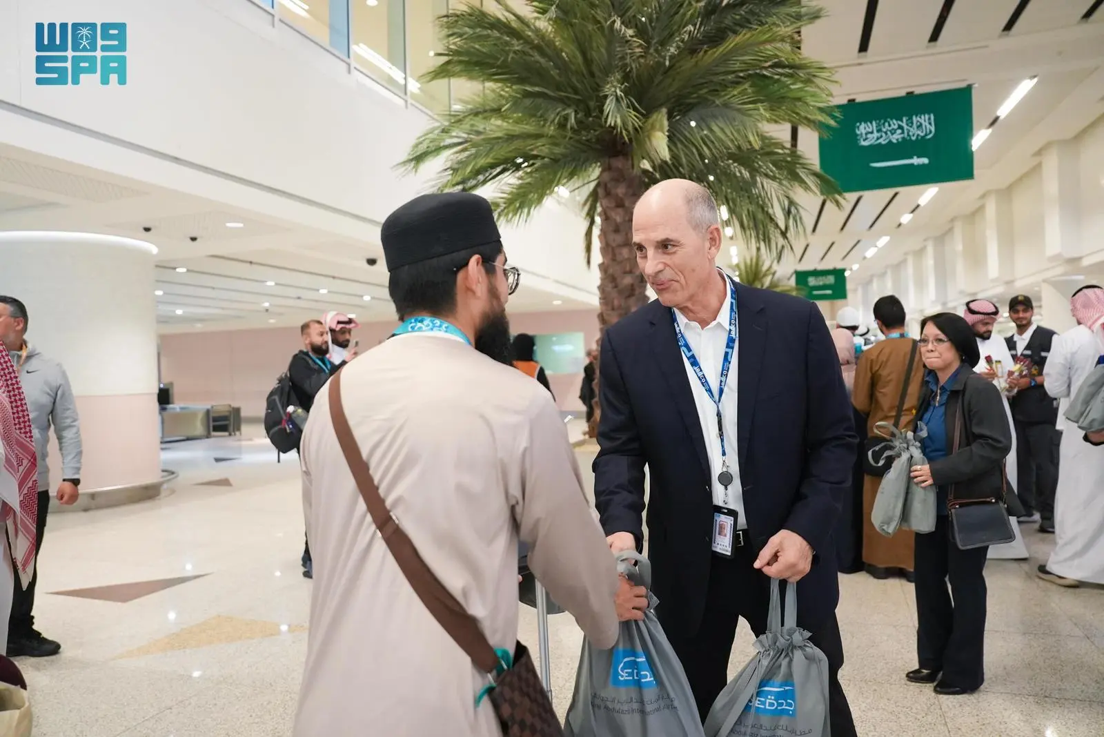 مطار الملك عبدالعزيز يستقبل أولى طلائع رحلات حجاج بريطانيا